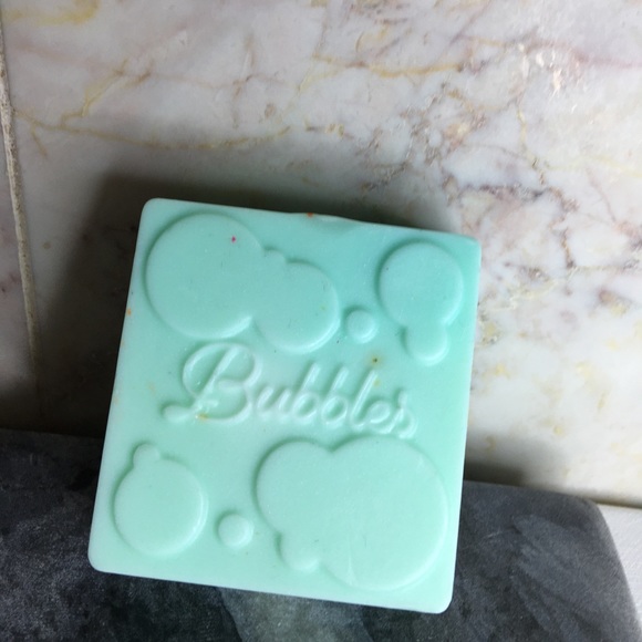 bubbles soap - Picture 3 of 5